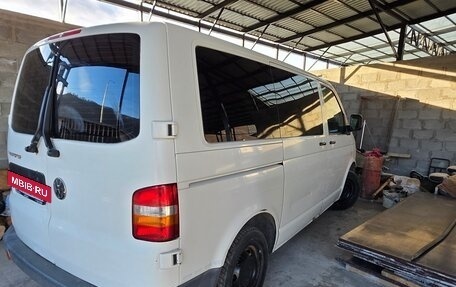 Volkswagen Transporter T5 рестайлинг, 2008 год, 1 200 000 рублей, 2 фотография