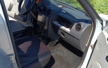 Renault Logan I, 2008 год, 300 000 рублей, 11 фотография