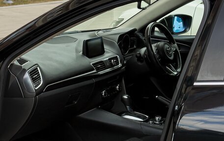 Mazda Axela, 2016 год, 1 100 000 рублей, 24 фотография