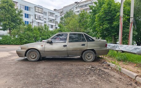 Daewoo Nexia I рестайлинг, 2001 год, 90 000 рублей, 2 фотография
