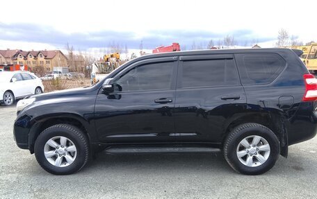 Toyota Land Cruiser Prado 150 рестайлинг 2, 2013 год, 2 955 000 рублей, 2 фотография