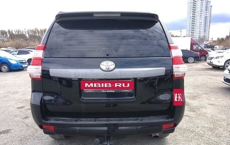 Toyota Land Cruiser Prado 150 рестайлинг 2, 2013 год, 2 955 000 рублей, 7 фотография