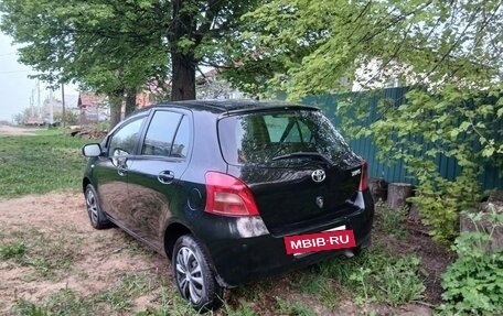 Toyota Yaris III рестайлинг, 2008 год, 518 000 рублей, 3 фотография