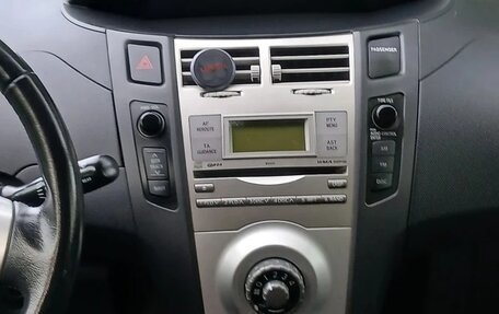 Toyota Yaris III рестайлинг, 2008 год, 518 000 рублей, 12 фотография