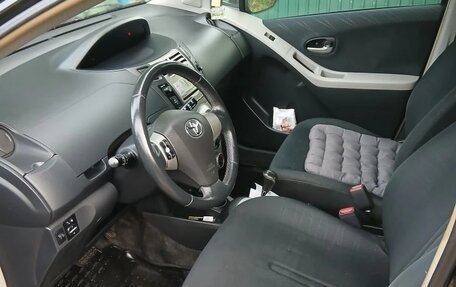 Toyota Yaris III рестайлинг, 2008 год, 518 000 рублей, 9 фотография