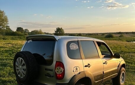 Chevrolet Niva I рестайлинг, 2009 год, 345 000 рублей, 4 фотография