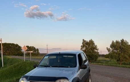 Chevrolet Niva I рестайлинг, 2009 год, 345 000 рублей, 8 фотография