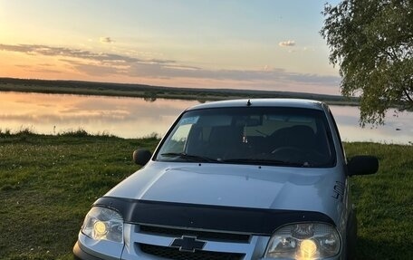 Chevrolet Niva I рестайлинг, 2009 год, 345 000 рублей, 11 фотография