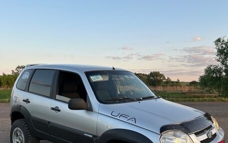 Chevrolet Niva I рестайлинг, 2009 год, 345 000 рублей, 12 фотография