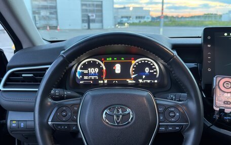 Toyota Camry, 2023 год, 3 900 000 рублей, 14 фотография