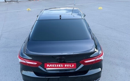 Toyota Camry, 2023 год, 3 900 000 рублей, 5 фотография