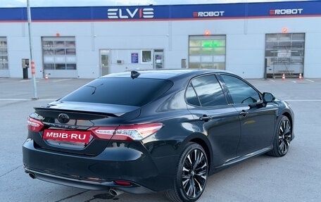 Toyota Camry, 2023 год, 3 900 000 рублей, 4 фотография