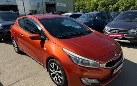 KIA cee'd III, 2013 год, 999 000 рублей, 2 фотография