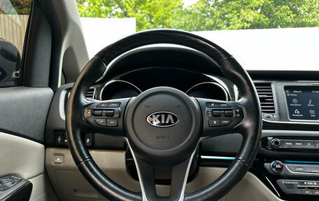 KIA Carnival III, 2020 год, 2 750 000 рублей, 13 фотография