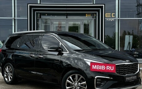 KIA Carnival III, 2020 год, 2 750 000 рублей, 3 фотография