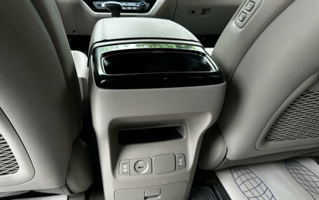 KIA Carnival III, 2020 год, 2 750 000 рублей, 24 фотография