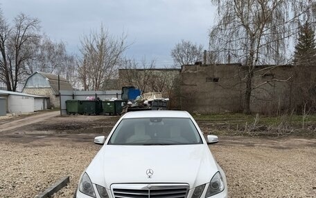 Mercedes-Benz E-Класс, 2012 год, 1 550 000 рублей, 4 фотография