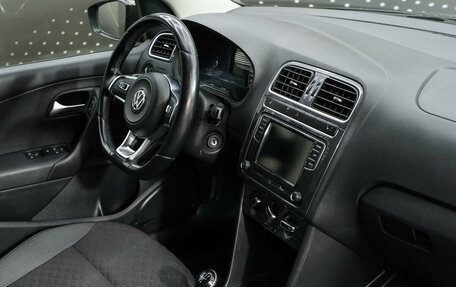 Volkswagen Polo VI (EU Market), 2018 год, 1 070 000 рублей, 15 фотография