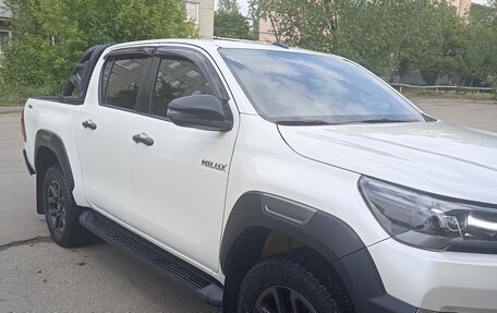 Toyota Hilux VIII, 2021 год, 4 550 000 рублей, 4 фотография