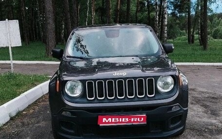 Jeep Renegade I рестайлинг, 2016 год, 1 400 000 рублей, 1 фотография