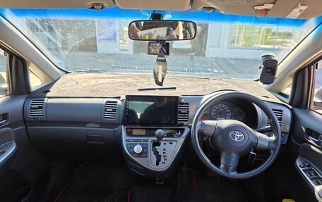 Toyota Wish II, 2005 год, 830 000 рублей, 5 фотография