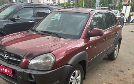Hyundai Tucson III, 2006 год, 610 000 рублей, 1 фотография