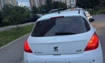 Peugeot 308 II, 2010 год, 350 000 рублей, 1 фотография