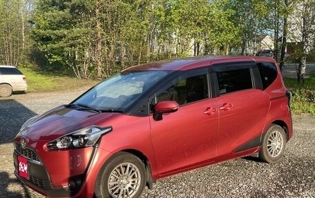 Toyota Sienta II, 2015 год, 1 120 000 рублей, 1 фотография