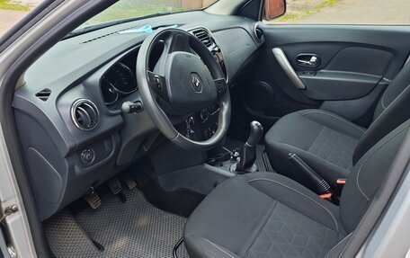 Renault Sandero II рестайлинг, 2015 год, 1 000 000 рублей, 8 фотография
