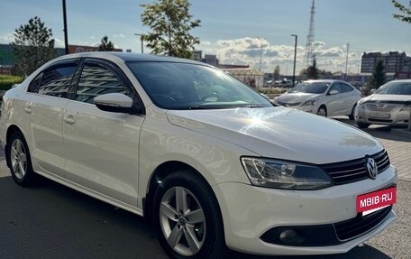 Volkswagen Jetta VI, 2012 год, 900 000 рублей, 5 фотография