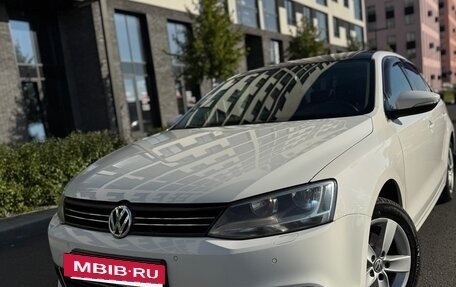 Volkswagen Jetta VI, 2012 год, 900 000 рублей, 14 фотография