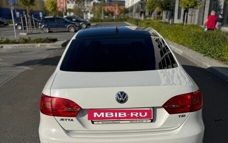 Volkswagen Jetta VI, 2012 год, 900 000 рублей, 15 фотография