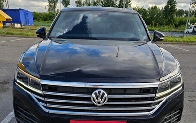 Volkswagen Touareg III, 2018 год, 4 600 000 рублей, 1 фотография