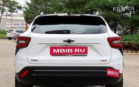 Chevrolet Trax, 2023 год, 1 320 000 рублей, 4 фотография