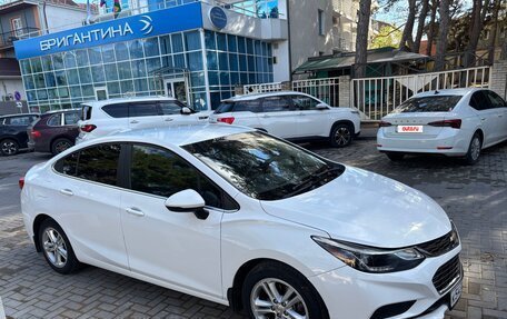 Chevrolet Cruze II, 2017 год, 1 215 000 рублей, 4 фотография