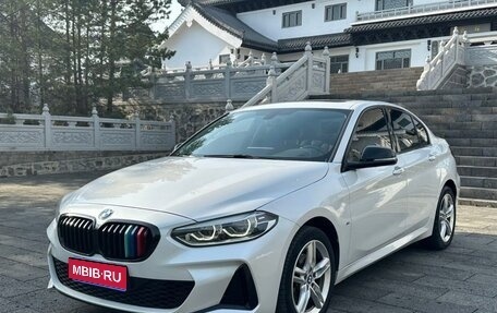 BMW 1 серия, 2022 год, 1 850 000 рублей, 1 фотография