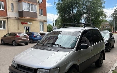 Mitsubishi Space Runner II, 1992 год, 145 000 рублей, 1 фотография