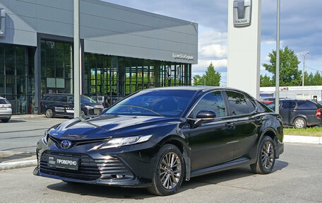 Toyota Camry, 2021 год, 3 450 000 рублей, 1 фотография