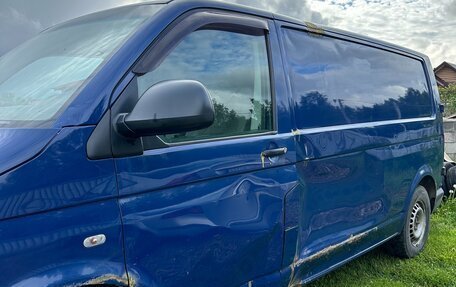 Volkswagen Transporter T5 рестайлинг, 2011 год, 1 071 000 рублей, 1 фотография