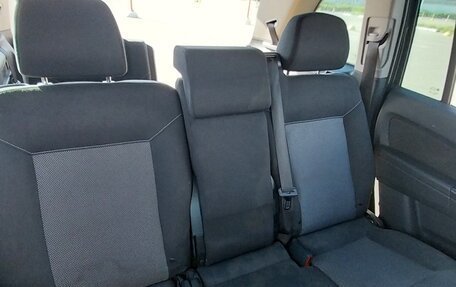 Opel Zafira B, 2011 год, 650 000 рублей, 10 фотография