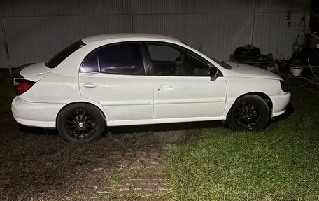 KIA Rio II, 2000 год, 240 000 рублей, 2 фотография