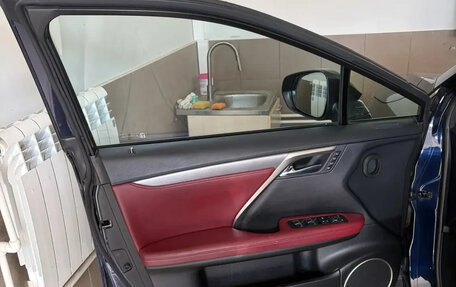 Lexus RX IV рестайлинг, 2016 год, 3 650 000 рублей, 9 фотография