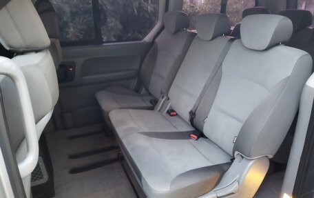 Hyundai H-1 II рестайлинг, 2015 год, 2 450 000 рублей, 11 фотография