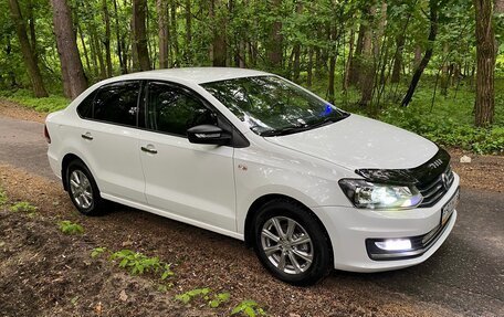 Volkswagen Polo VI (EU Market), 2018 год, 749 000 рублей, 2 фотография