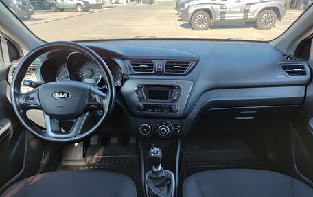 KIA Rio III рестайлинг, 2014 год, 830 000 рублей, 14 фотография