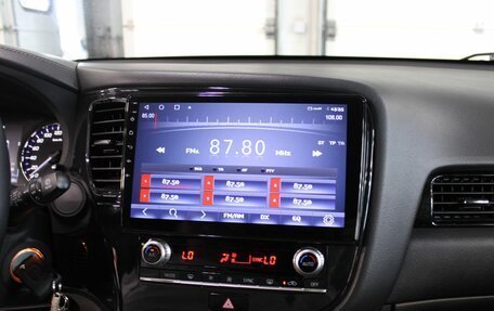 Mitsubishi Outlander III рестайлинг 3, 2021 год, 2 657 000 рублей, 10 фотография