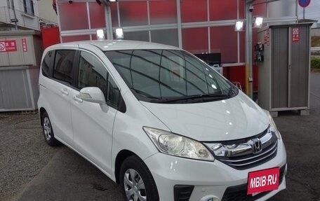 Honda Freed I, 2012 год, 790 000 рублей, 3 фотография