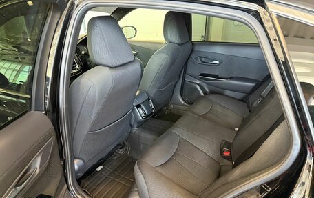 Toyota Crown, 2018 год, 3 399 900 рублей, 17 фотография
