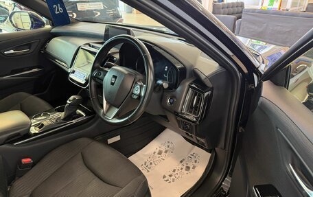 Toyota Crown, 2018 год, 3 399 900 рублей, 10 фотография