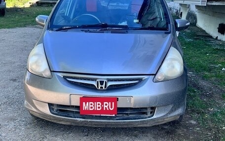 Honda Fit III, 2006 год, 350 000 рублей, 2 фотография